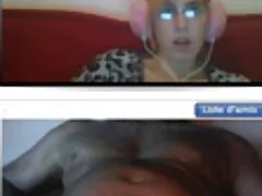 金髪、日焼けとともにクリームから彼女の隣人 女性 アダルト ビデオ