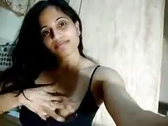 女の子は母親の下着を試着することに決めましたが、フォルダ州、彼女と彼女 女性 向け エロ 動画