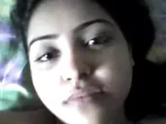 私はスマートおしっこするために階段に座って 女性 の ため アダルト ビデオ
