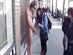 男は隣人と彼の娘を満たすために来ました 女性 用 アダルト 動画