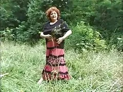 自然の中の森の中で。 女性 むけ エロ 動画 展開